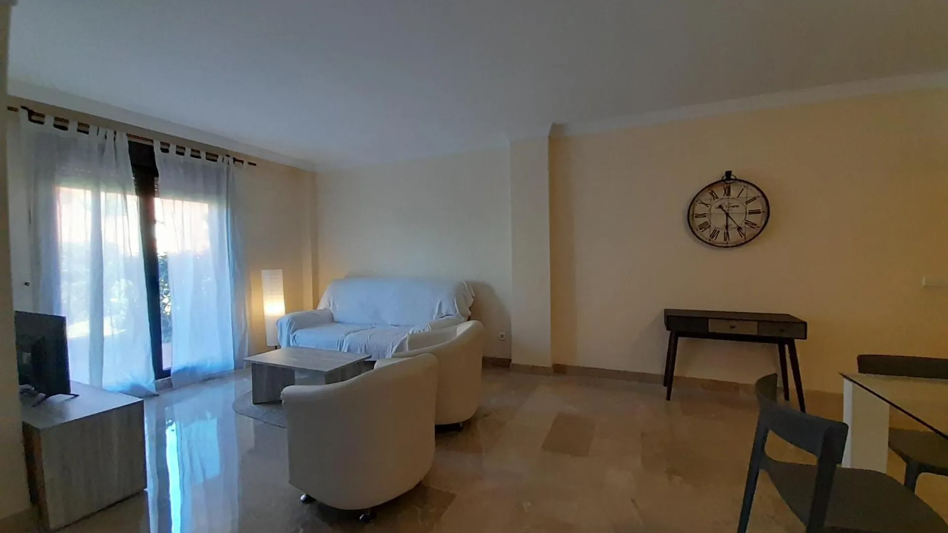 Apartment Apartamento De Dos Dormitorios Y Un Bano Con Piscinas Y Jardines Cercano A La Playa Estepona